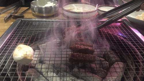  보라매 맛집 :) 좋은 한우를 숯불에 구워먹는 ‘보라매 정육식당’