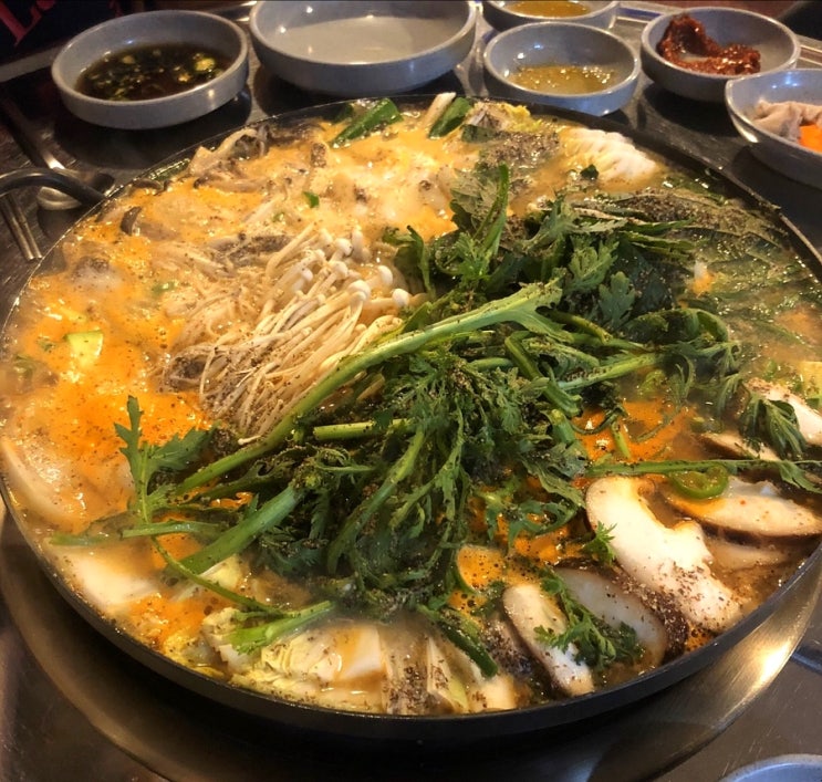  사당곱창 맛집 토방소곱창에서 곱창전골 먹고 왔어요