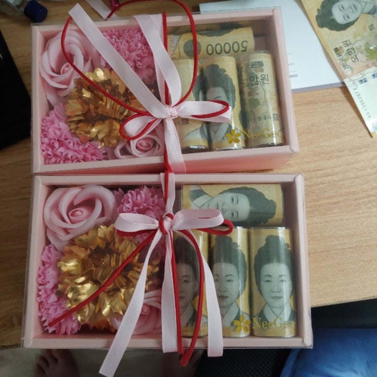  부모님 선물~카네이션 용돈 박스  현금이 최고야~