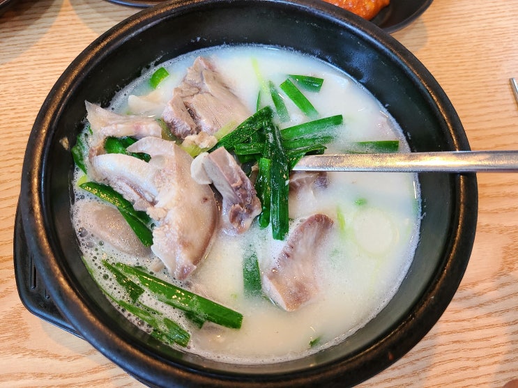  서울 상도동/상도역 '복돼지순대국' 고기만순대국