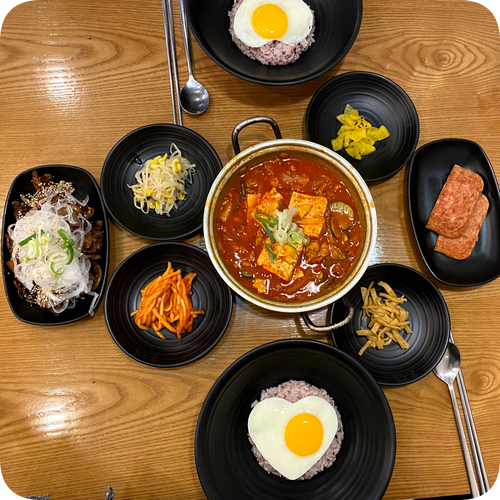  일산웨돔맛집 밥장인 돼지찌개