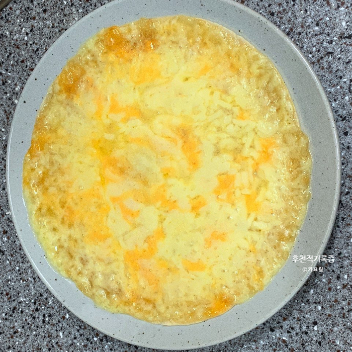전자레인지로 완성시키는 초간단 또띠아 피자, 맛있게 먹는 팁! 전자레인지로 완성시키는 초간단 또띠아 피자, 맛있게 먹는 팁!