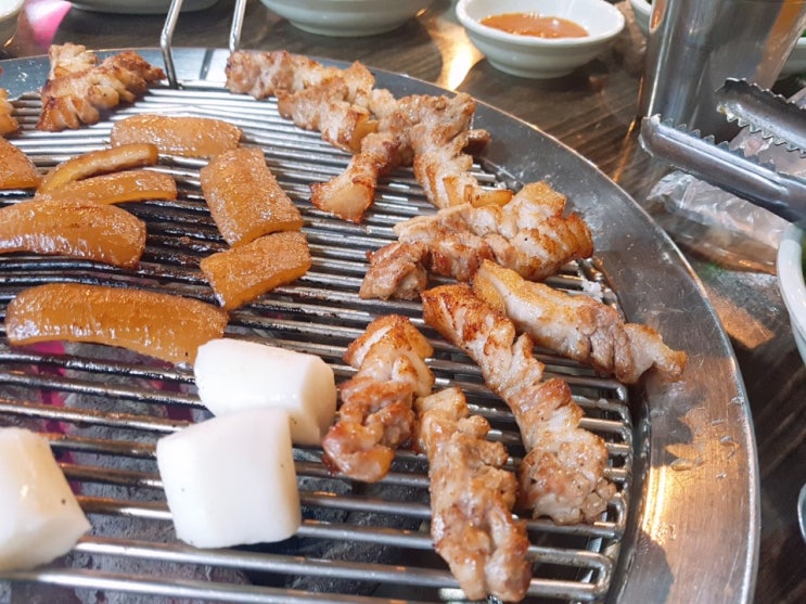  덕천동 고기집, 사장님이 맛있게 다 구워주는 곳!?