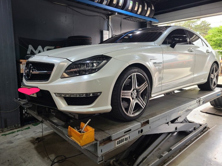 벤츠 CLS63 차량 19인치 타이어 추천 미쉐린 CUP2 285/30R19 타이어 교체 작업 휠얼라이먼트 미쉐린 컵2~ 미쉐린 멤버십 이벤트