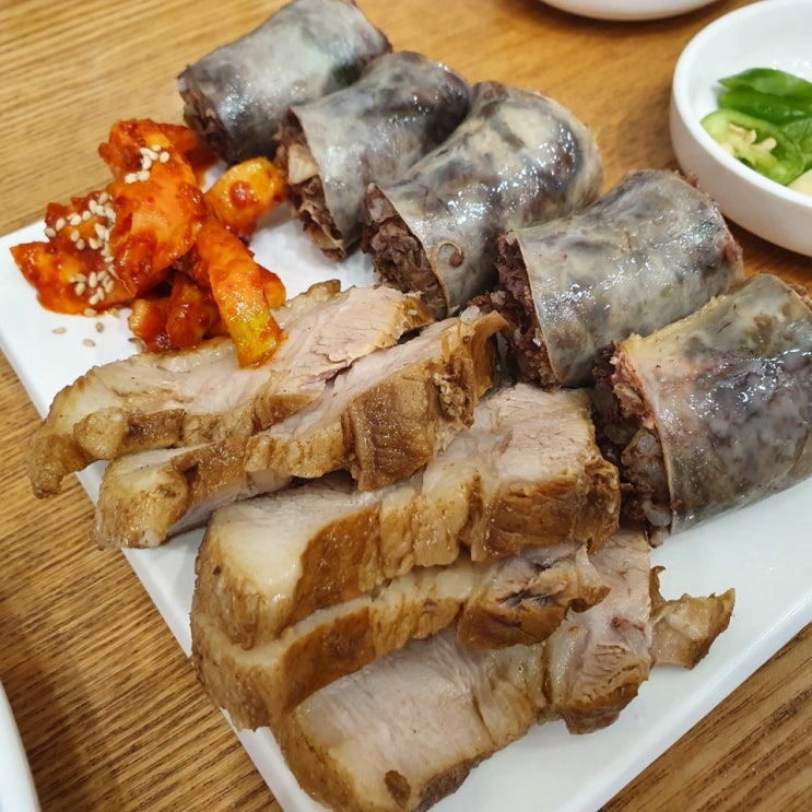  [성수/성수동] 성수역 근처 직장인 점심 메뉴로 추천하는 담미온! 수육국밥 부대찌개 순대 및 보쌈 맛집을 소개합니다.