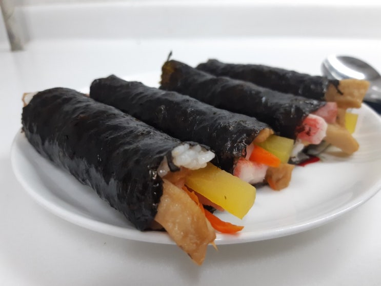  꼬마김밥 만들기, 꼬마김밥 핵심 재료는 바로 어묵!