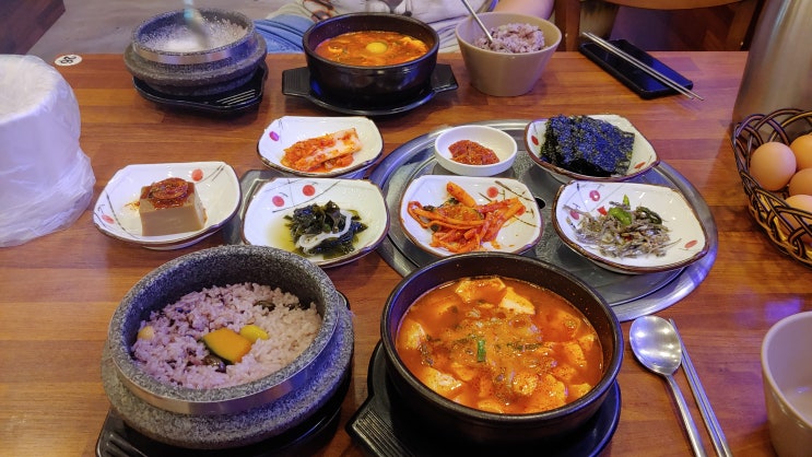 제주시 노형동 24시 맛집 일품순두부 반찬 끝내줘