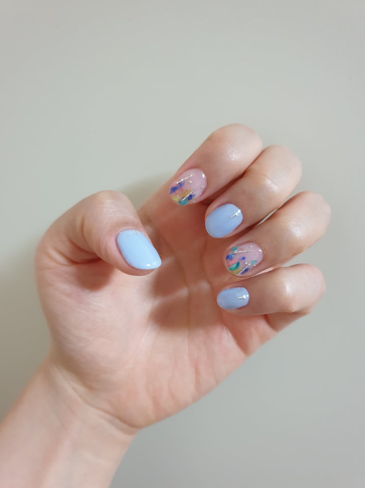  [송도네일 친절한연나씨nail] 봄신상 컬러로 자개네일 했어요