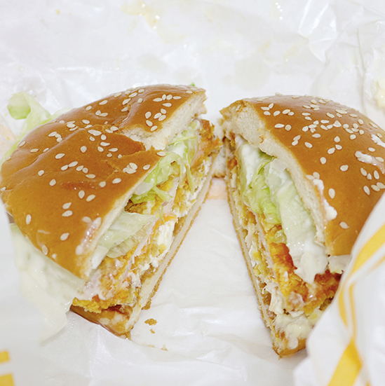  맥도날드 5월행사 맥올데이와 허니크림치즈상하이버거 그리고 배칠러