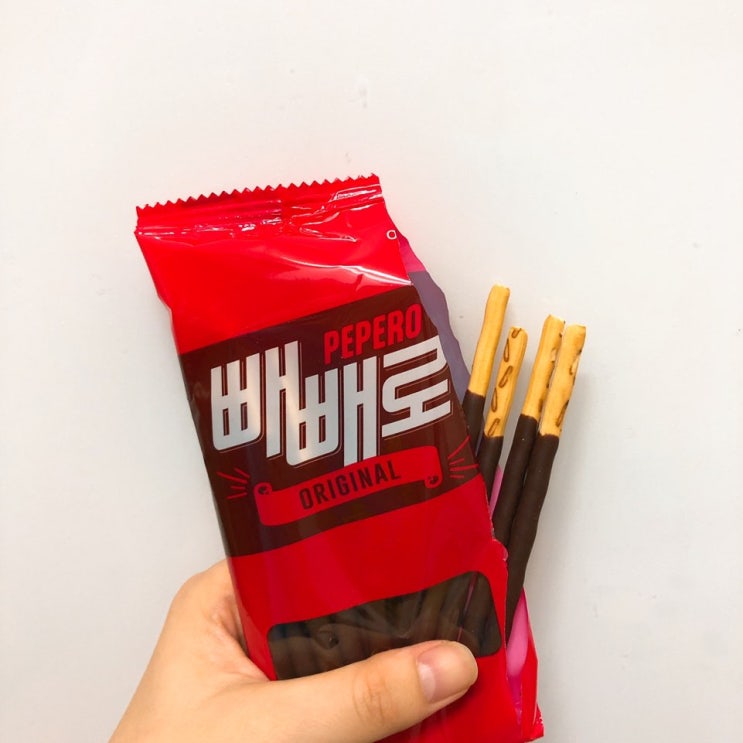  쉰한번째_빼빼로 막대에 있는 무늬의 실체는?