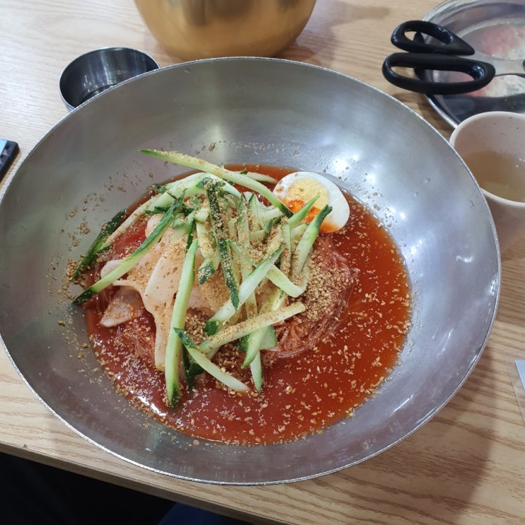  깃대봉냉면 - 서울 매운냉면 맛집 창신동 맛집