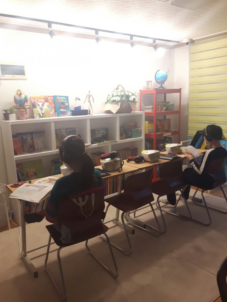  영어독서는.. 영어잠재력고취& 실력향상의 베이스입니다^^