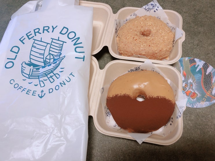  한남동 올드페리도넛 OLD FERRY DONUT/ 솔티밥 SALTY BOB