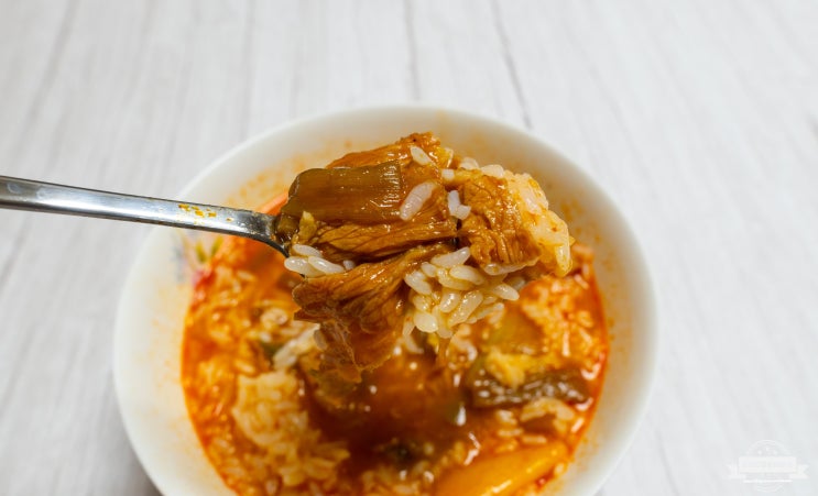  동원 양반 차돌육개장! 건더기가 풍성해 밥 말아먹기 좋아~