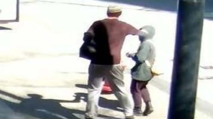  코로나 사태 이후 동양계 여성 타깃, 혐오 범죄 심해