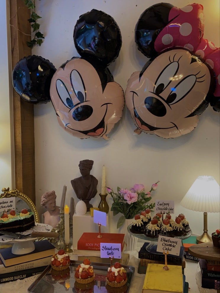  압구정 로데오 카페: 맘마미아