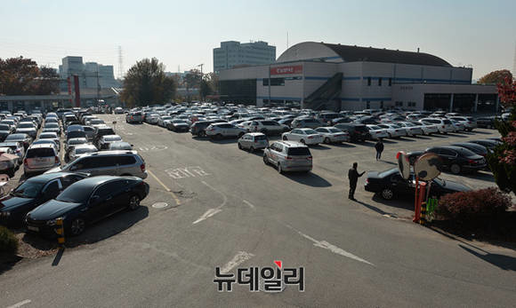 '중고차 책임보험' 사실상 폐지… 매매업자들만 수억 덤터기 '중고차 책임보험' 사실상 폐지… 매매업자들만 수억 덤터기