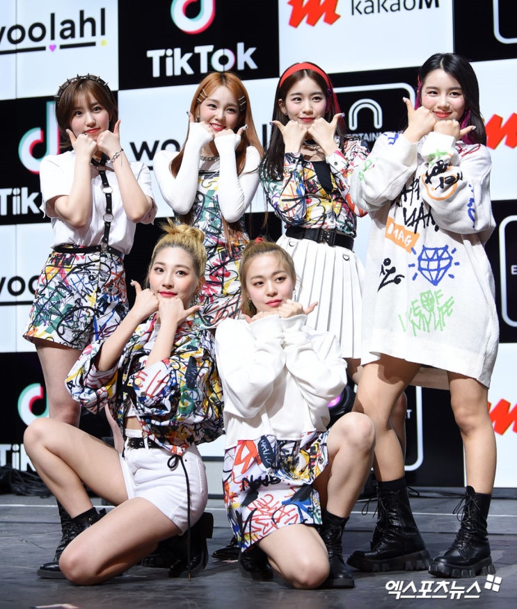 0513 우아! 쇼케이스 포토 0513 우아! 쇼케이스 포토
