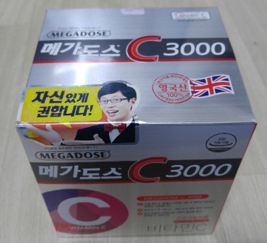 고려은단 메가도스. 포 형식으로 된 비타민C. 고려은단 메가도스. 포 형식으로 된 비타민C.
