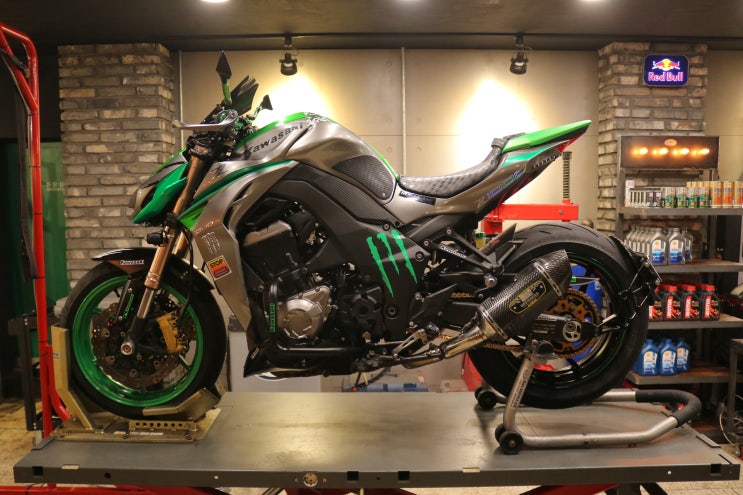  2014년식 가와사키 Z1000 서비스팩 2 (점검정비)