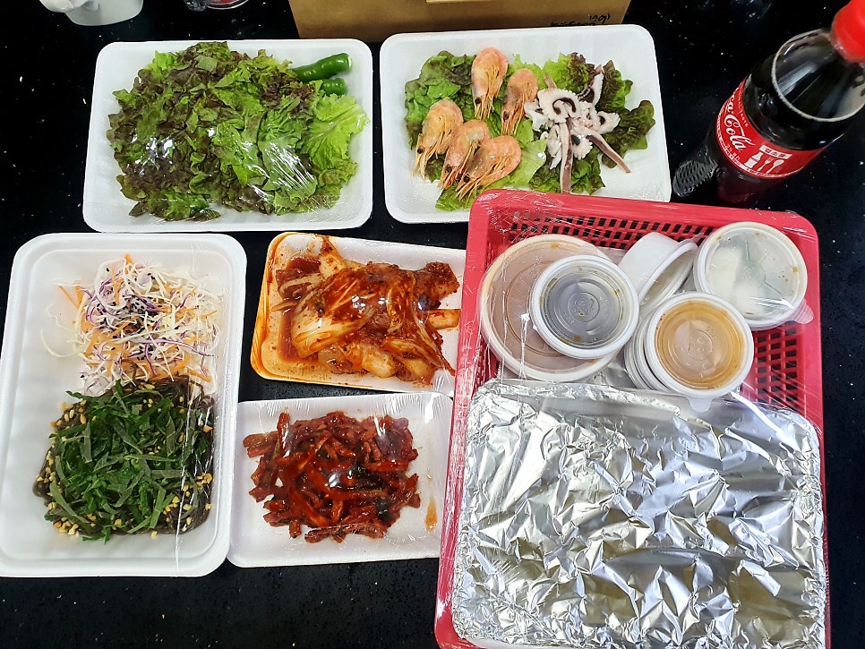Yeowangwangjokbal Bossam photo 4