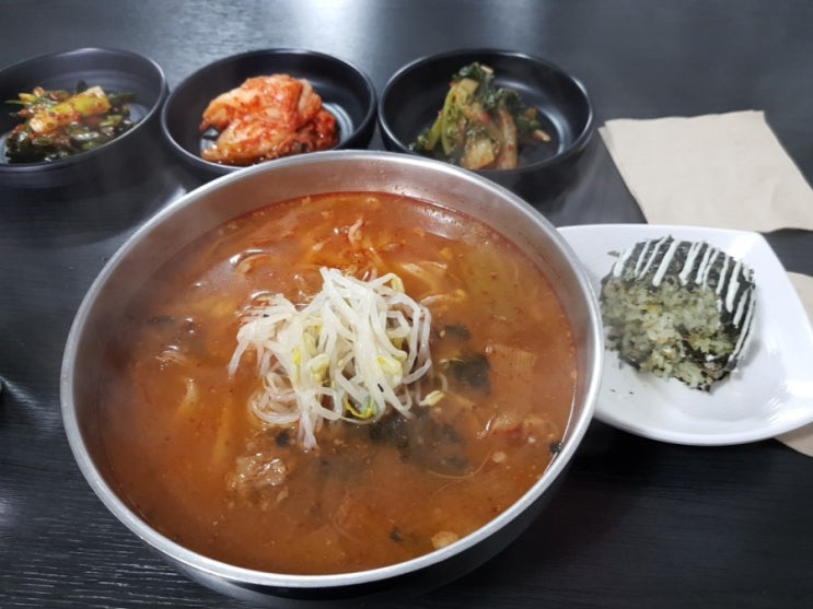  국악고사거리 금복홍칼국수