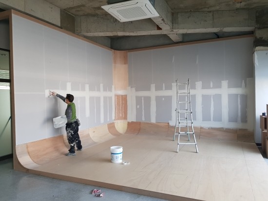  광주 대형 호리존 스튜디오 렌탈<특수페인트 및 배경> STUDIO SHIMO