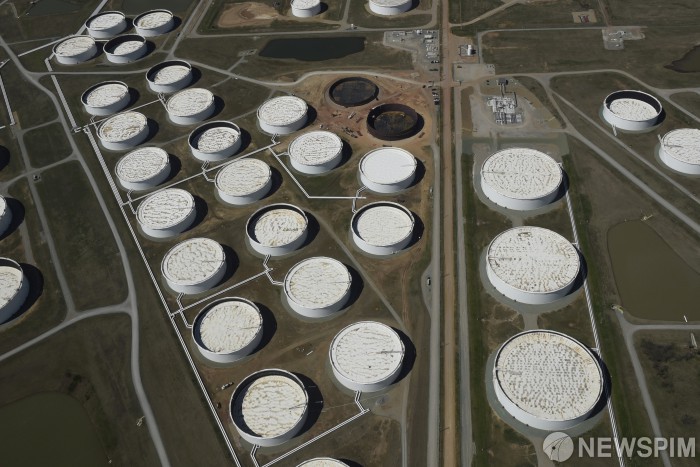 [석유전쟁] 미국, 석유 100만 배럴 비축용으로 매입