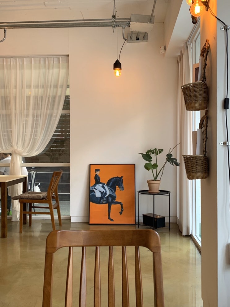  대구 황금동카페 : 슘(Syum Cafe)