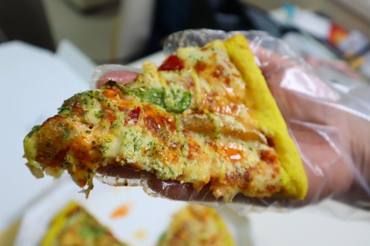 경산 사동 피자 두툼한 토핑이 듬뿍 들어있는 한올림명품임실피자