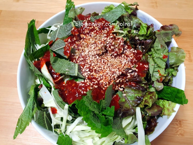  [풀무원 비빔면]큰건더기 한그릇 칼비빔면 쫄깃한 생면 식감 굿!