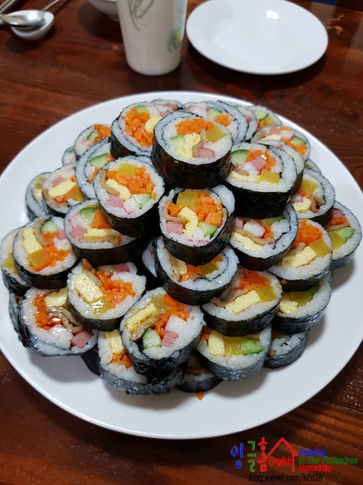  알라방 홈스테이 빠르게 흘러가는 주말~ 항상 공부하는 학생들!