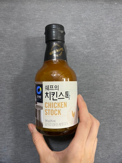  청정원 쉐프의 치킨스톡을 사보았습니다.