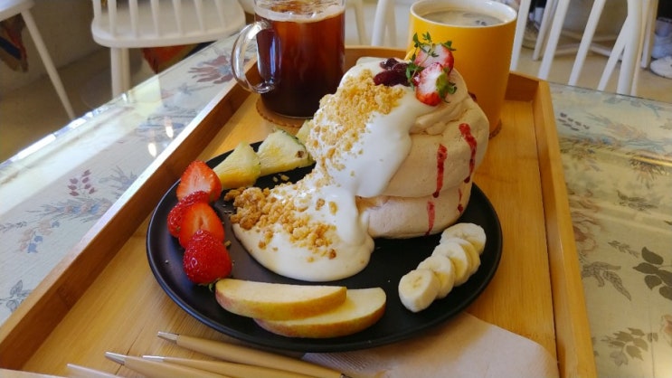 모르는 맛으로 깊어가는 미식의 세계, 파블로바 모르는 맛으로 깊어가는 미식의 세계, 파블로바