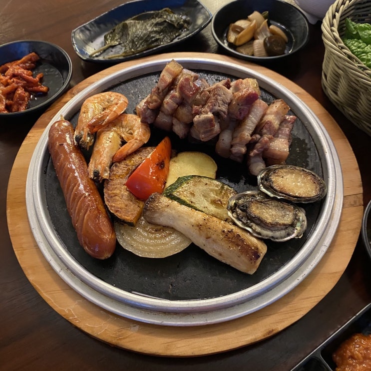  제주 유니호텔 코시롱 : 애월 맛집 숯불 흙돼지와 해산물