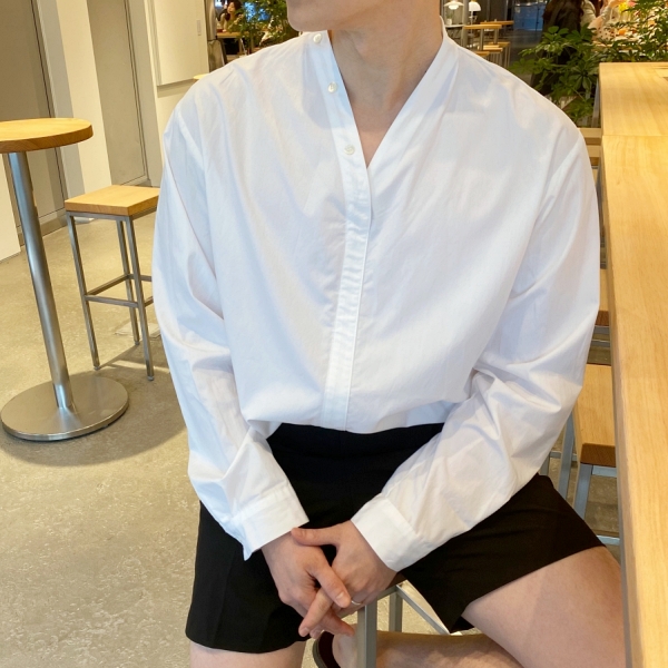  남자 브이넥 헨리넥 셔츠 추천