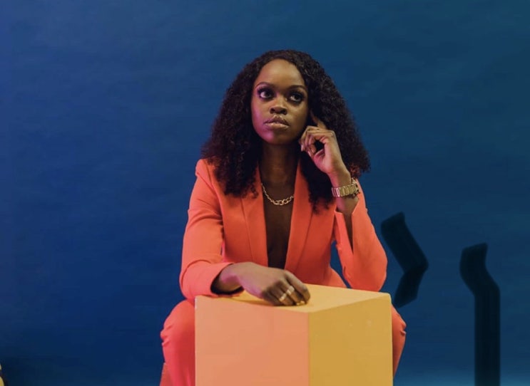  [About] Liz Lubega
