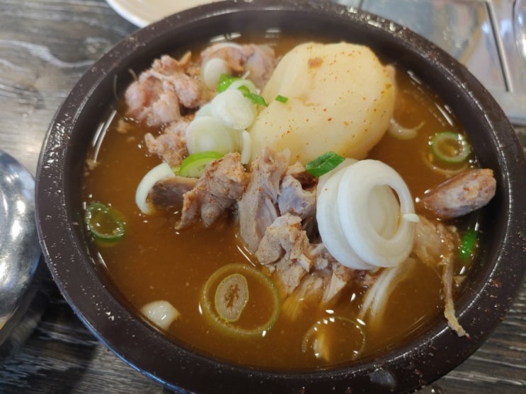  [영등포시장/영등포]일미집-텁텁하지 않고 깔끔한 국물! 맑은 감자탕 맛집