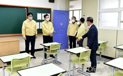 박남춘 인천시장은 오는 20일 고등학교 3학년부터 단계적으로 시작되는 등교수업을 하루 앞....
