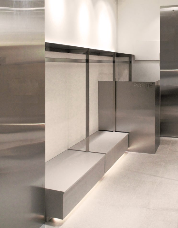  [ 상업공간 디자인 ] 강남역 의류매장 'PORTE' 인테리어