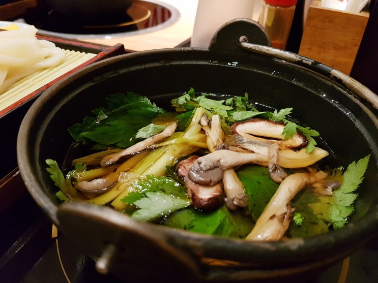 고터 파미에스테이션 일식당 '와라쿠샤샤'에서 점심! 고터 파미에스테이션 일식당 '와라쿠샤샤'에서 점심!