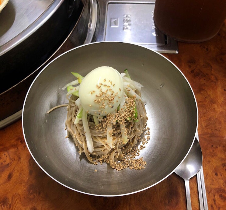  홍천 시내 맛집 추천, 메밀 막국수 찐 맛집인 “영변면옥(영변막국수)”