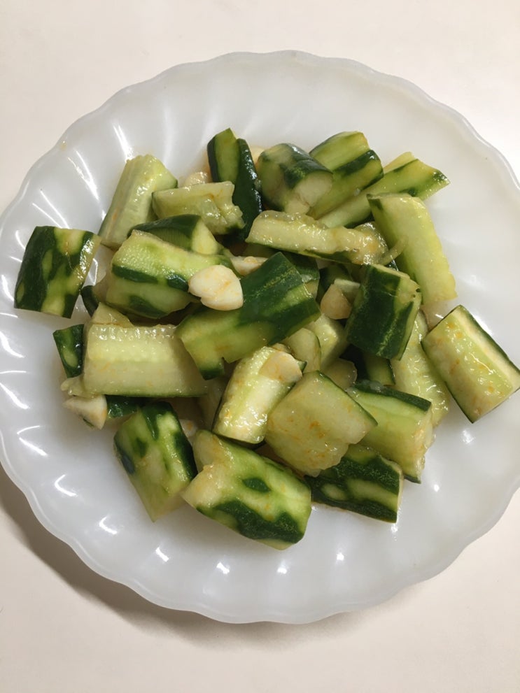  중국식 오이무침(파이항과)만들기