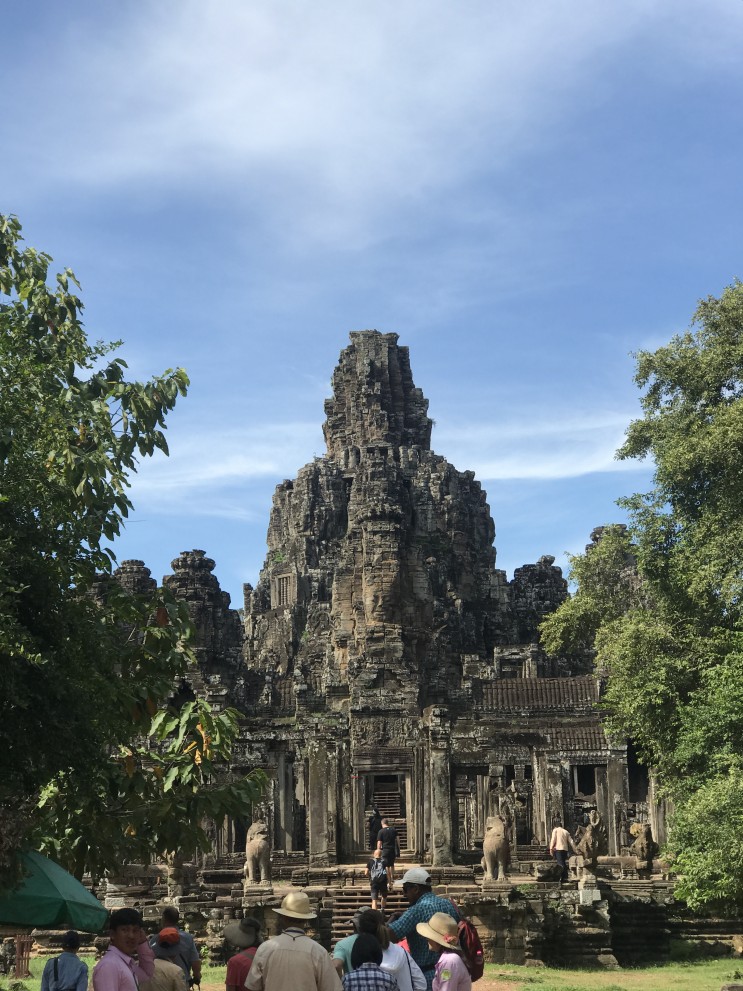 [캄보디아여행] 시엠립여행, 앙코르와트여행 / 압도적 스케일에 놀라는 앙코르톰 '바이욘사원'