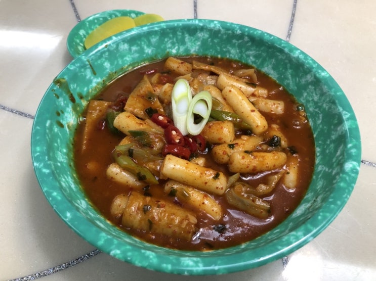  동원 떡볶이의신 홍대앞마늘떡볶이 후기