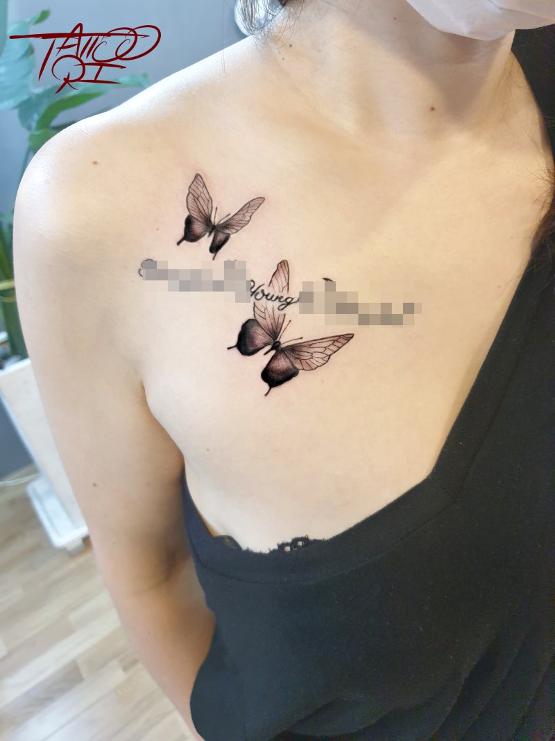 가슴나비타투! 송탄타투잘하는곳 기존 쇄골레터링에 자연스럽게 연결. : 네이버 블로그