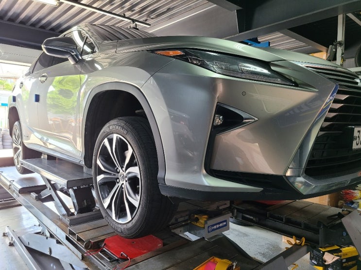  렉서스 RX450h 차량 20인치 타이어 추천 한국 S2 AS X  255/50R20 광폭타이어 교체 작업 휠얼라이먼트