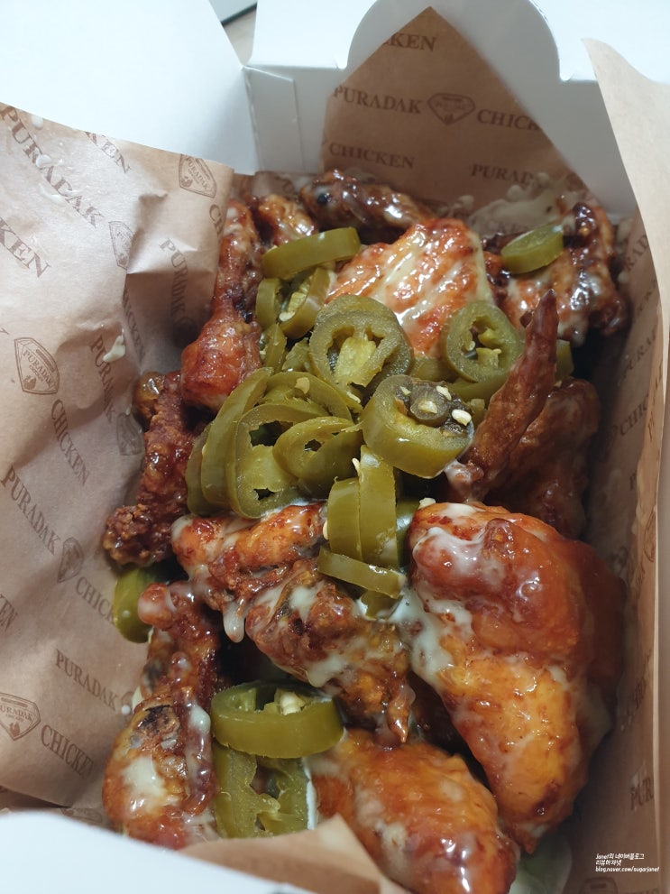 푸라닭 고추마요치킨 솔직후기 (블랙알리오 비교) 푸라닭 고추마요치킨 솔직후기 (블랙알리오 비교)