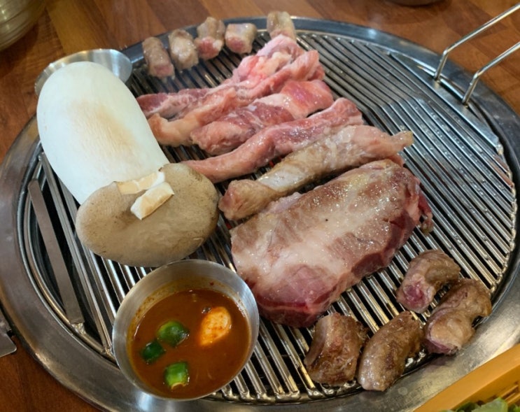  [여수/선원동] 이베리코 흑돼지 여수 삼겹살맛집 :: 백년식당 제주흑돈