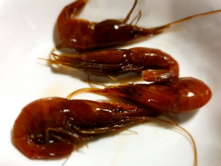  민물새우장, 새우젓. 지금껏 먹어본 젓갈 중 최고의 맛을 자부한다.